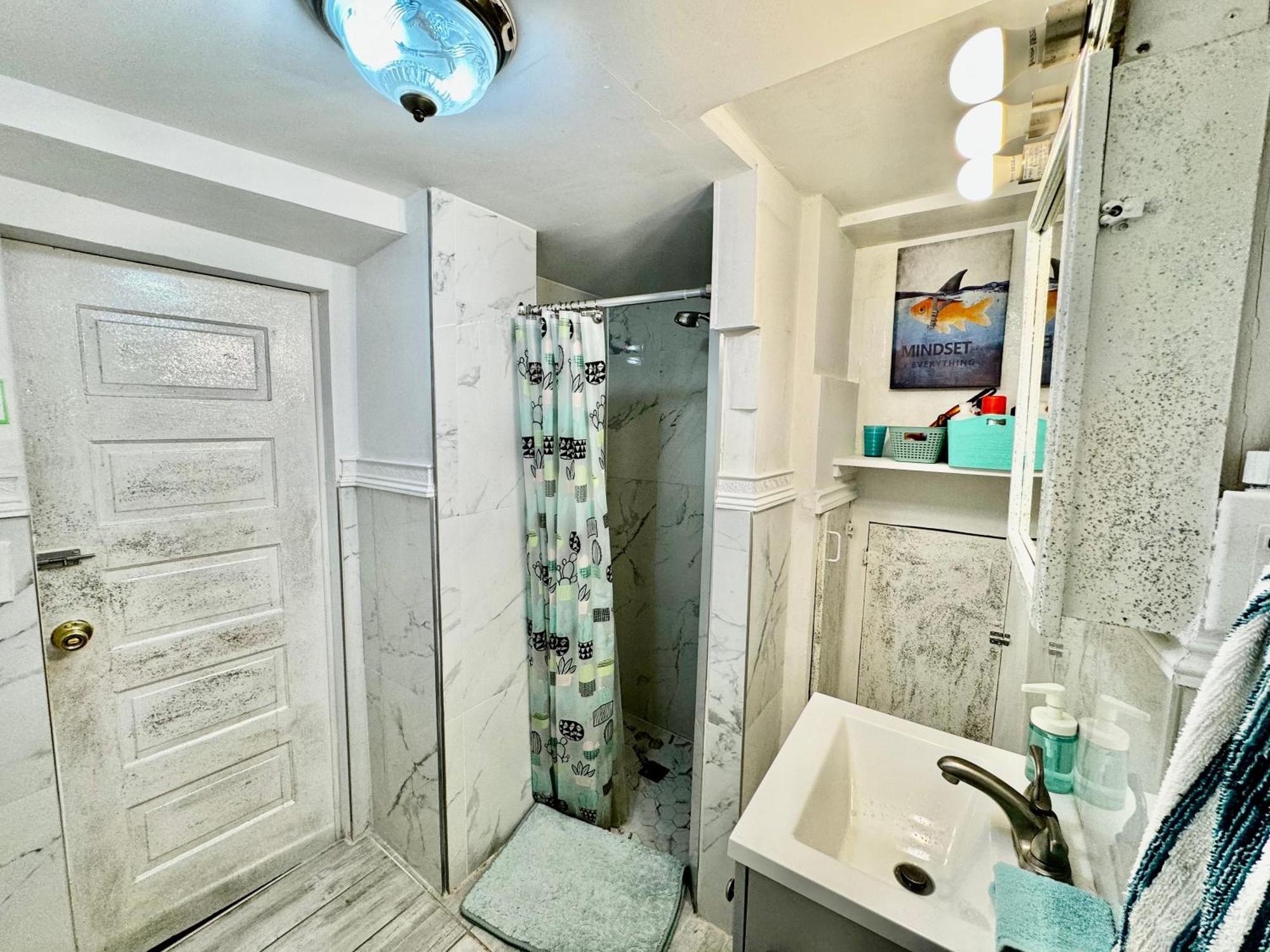 Private Room With Two Twin Beds Air Conditioning And Shared Bathrooms Located Near Seatac Airport And Downtown Seattle Ngoại thất bức ảnh