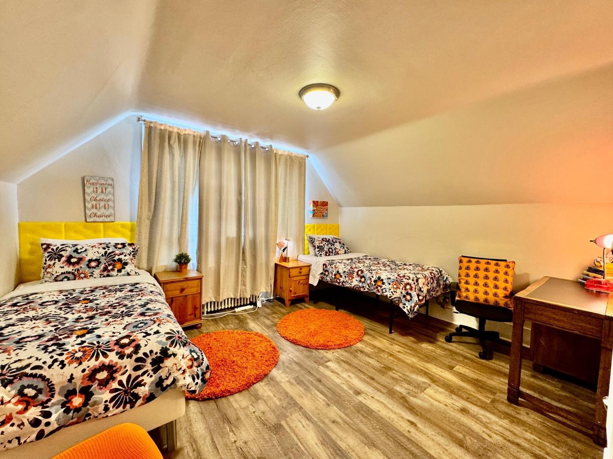 Private Room With Two Twin Beds Air Conditioning And Shared Bathrooms Located Near Seatac Airport And Downtown Seattle Ngoại thất bức ảnh