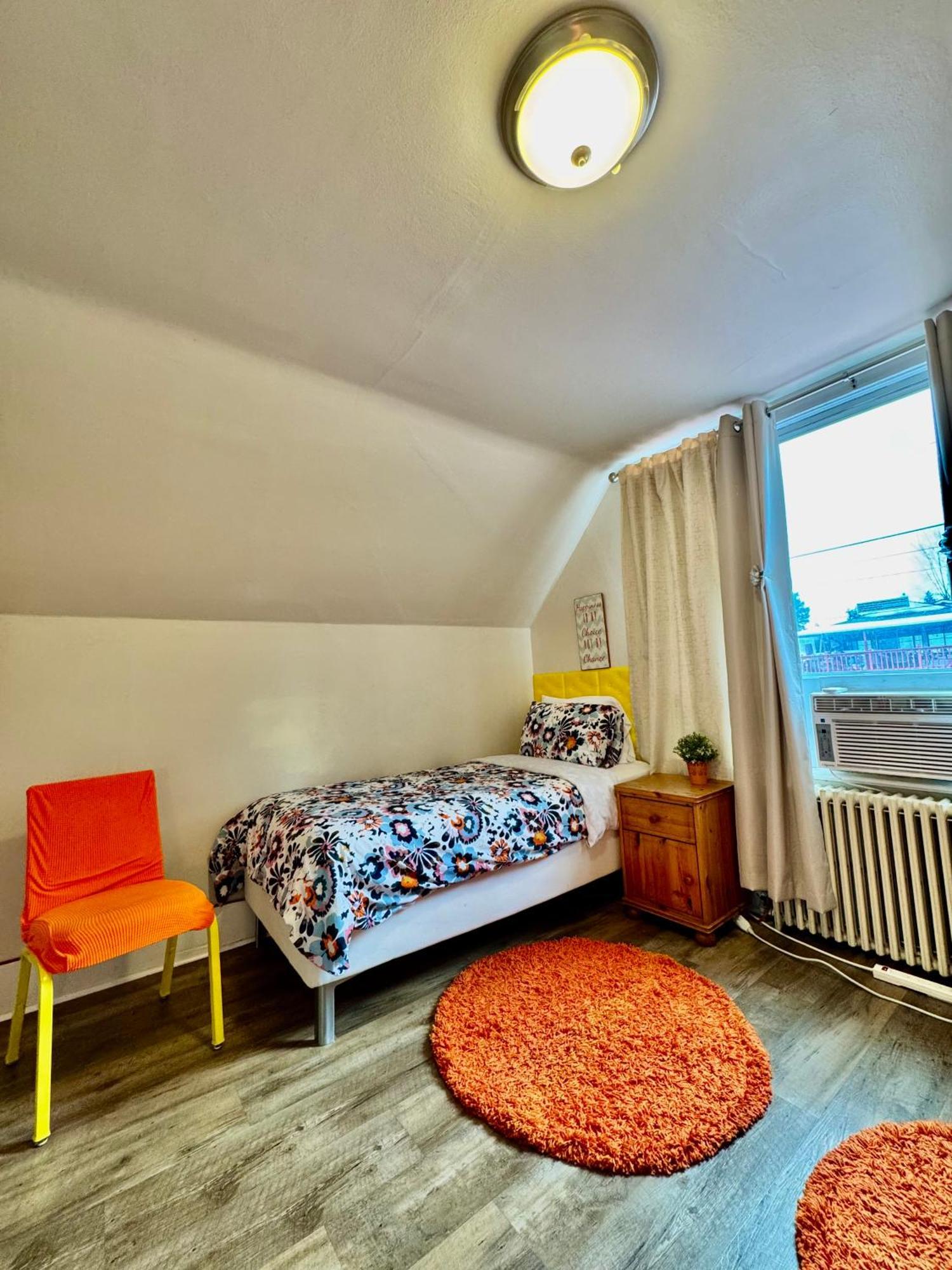 Private Room With Two Twin Beds Air Conditioning And Shared Bathrooms Located Near Seatac Airport And Downtown Seattle Ngoại thất bức ảnh